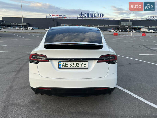Тесла Модель Х 2018 у Дніпро (Дніпропетровську) на Automoto.ua Білий Тесла Модель Х, об'ємом двигуна 0 л та пробігом 194 тис. км за 29900 $, фото 4 на Automoto.ua