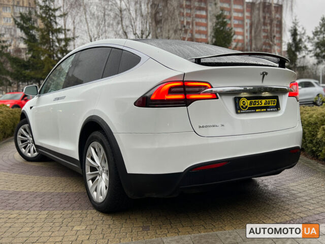 Белый Тесла Модель Х, объемом двигателя 75 л и пробегом 150 тыс. км за 26700 $, фото 9 на Automoto.ua