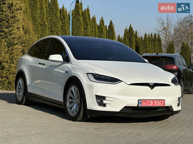 Белый Тесла Модель Х, объемом двигателя 0 л и пробегом 95 тыс. км за 25500 $, фото 18 на Automoto.ua