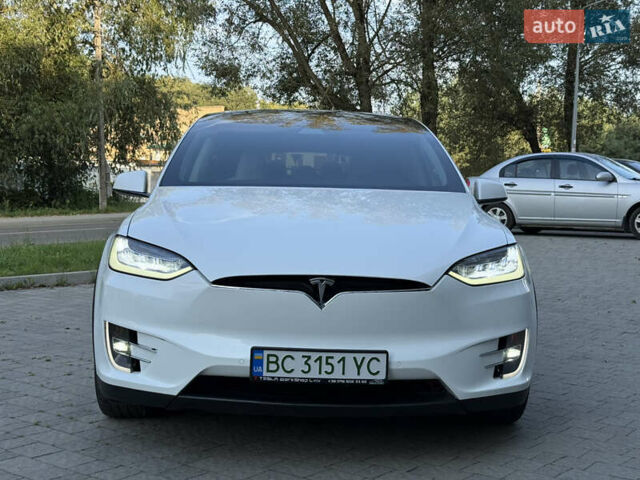 Белый Тесла Модель Х, объемом двигателя 0 л и пробегом 112 тыс. км за 22500 $, фото 6 на Automoto.ua