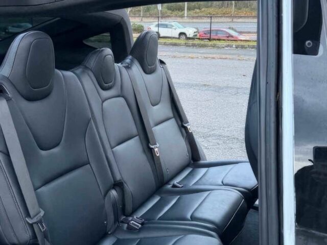 Білий Тесла Модель Х, об'ємом двигуна 0 л та пробігом 30 тис. км за 13200 $, фото 8 на Automoto.ua