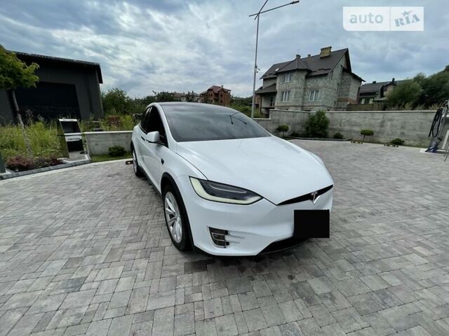 Белый Тесла Модель Х, объемом двигателя 0 л и пробегом 50 тыс. км за 34000 $, фото 9 на Automoto.ua