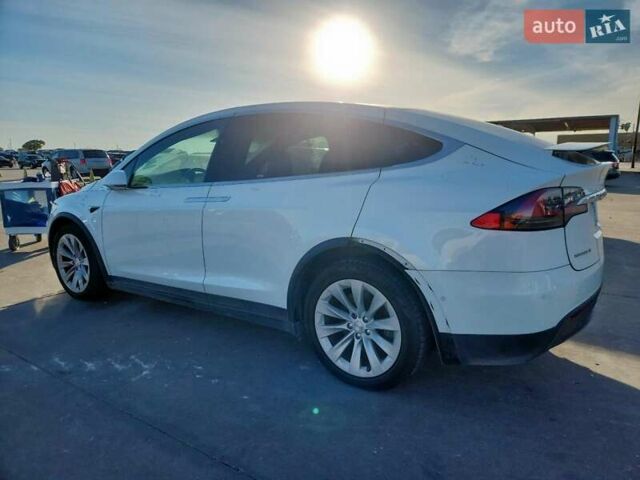 Білий Тесла Модель Х, об'ємом двигуна 0 л та пробігом 160 тис. км за 8200 $, фото 1 на Automoto.ua