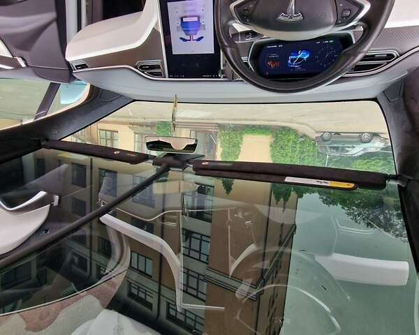 Белый Тесла Модель Х, объемом двигателя 0 л и пробегом 110 тыс. км за 25500 $, фото 35 на Automoto.ua