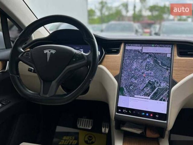 Белый Тесла Модель Х, объемом двигателя 0 л и пробегом 135 тыс. км за 28900 $, фото 18 на Automoto.ua