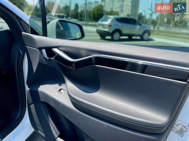 Тесла Модель Х 2018 в Харькове на Automoto.ua Белый Тесла Модель Х, объемом двигателя 0 л и пробегом 147 тыс. км за 23500 $, фото 29 на Automoto.ua