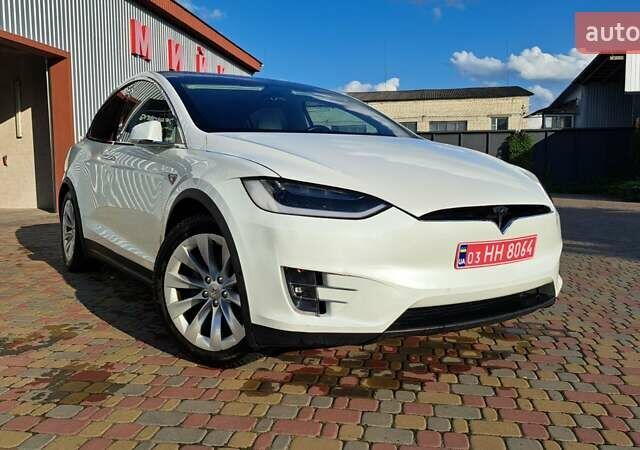 Білий Тесла Модель Х, об'ємом двигуна 0 л та пробігом 145 тис. км за 22800 $, фото 1 на Automoto.ua