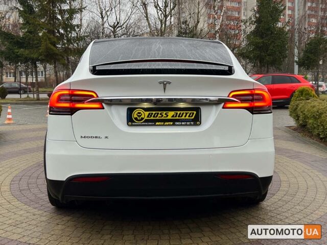 Белый Тесла Модель Х, объемом двигателя 75 л и пробегом 150 тыс. км за 26700 $, фото 5 на Automoto.ua