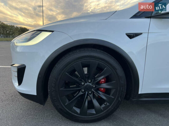 Тесла Модель Х 2018 у Дніпро (Дніпропетровську) на Automoto.ua Білий Тесла Модель Х, об'ємом двигуна 0 л та пробігом 194 тис. км за 29900 $, фото 23 на Automoto.ua