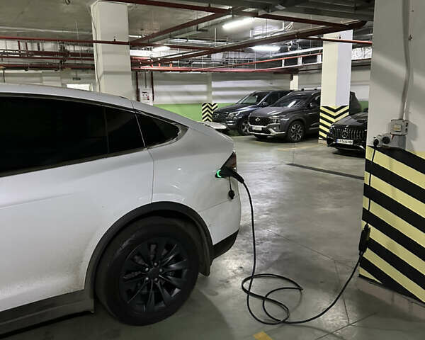 Белый Тесла Модель Х, объемом двигателя 0 л и пробегом 70 тыс. км за 24000 $, фото 38 на Automoto.ua