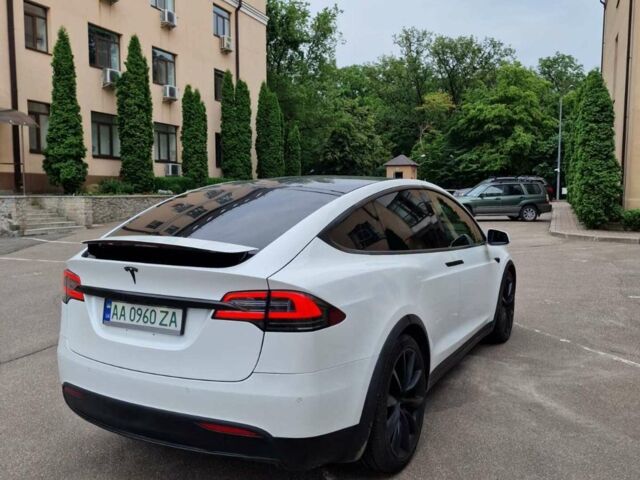 Білий Тесла Модель Х, об'ємом двигуна 0 л та пробігом 119 тис. км за 22000 $, фото 16 на Automoto.ua