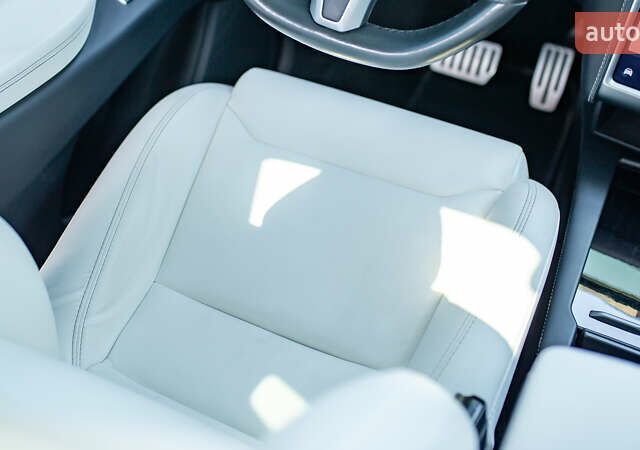 Белый Тесла Модель Х, объемом двигателя 0 л и пробегом 46 тыс. км за 39500 $, фото 41 на Automoto.ua