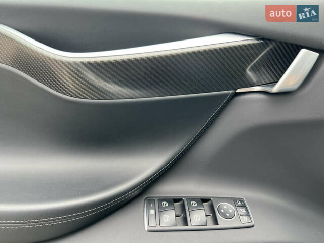 Белый Тесла Модель Х, объемом двигателя 0 л и пробегом 21 тыс. км за 28700 $, фото 22 на Automoto.ua