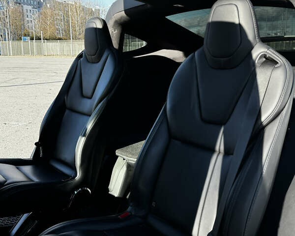 Білий Тесла Модель Х, об'ємом двигуна 0 л та пробігом 130 тис. км за 28300 $, фото 6 на Automoto.ua