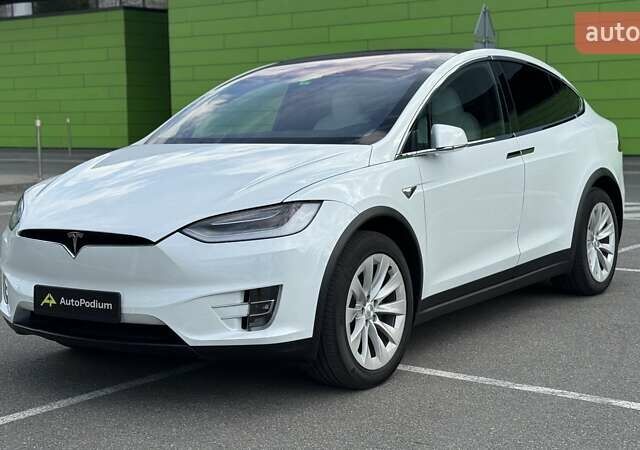 Белый Тесла Модель Х, объемом двигателя 0 л и пробегом 20 тыс. км за 37500 $, фото 3 на Automoto.ua