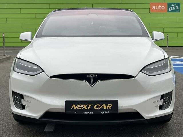 Тесла Модель Х 2019 у Києві на Automoto.ua Білий Тесла Модель Х, об'ємом двигуна 0 л та пробігом 123 тис. км за 33900 $, фото 1 на Automoto.ua