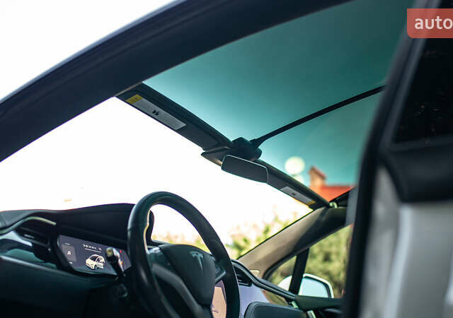 Белый Тесла Модель Х, объемом двигателя 0 л и пробегом 46 тыс. км за 39500 $, фото 63 на Automoto.ua