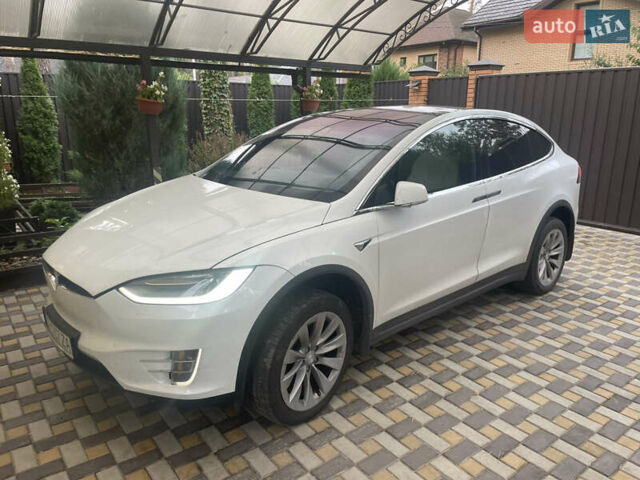 Білий Тесла Модель Х, об'ємом двигуна 0 л та пробігом 95 тис. км за 32500 $, фото 2 на Automoto.ua