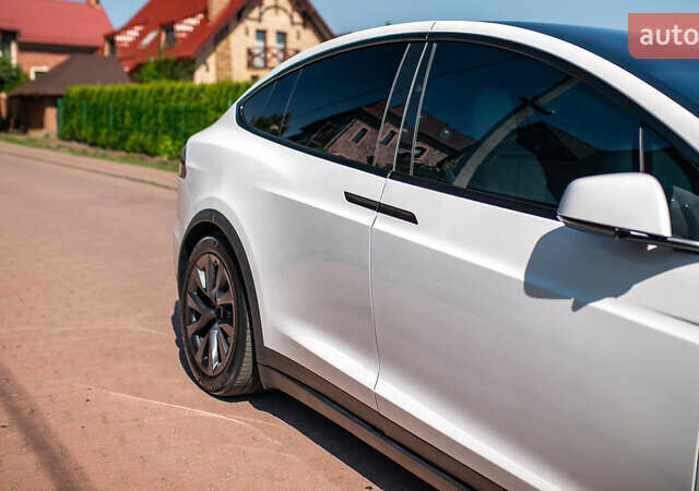 Белый Тесла Модель Х, объемом двигателя 0 л и пробегом 46 тыс. км за 39500 $, фото 17 на Automoto.ua