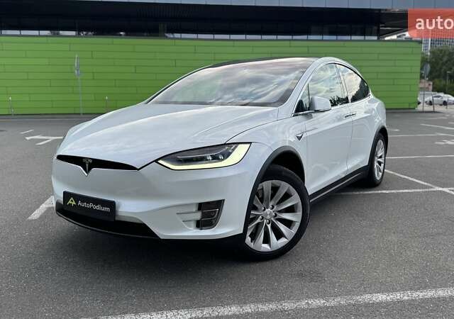 Белый Тесла Модель Х, объемом двигателя 0 л и пробегом 20 тыс. км за 37500 $, фото 15 на Automoto.ua