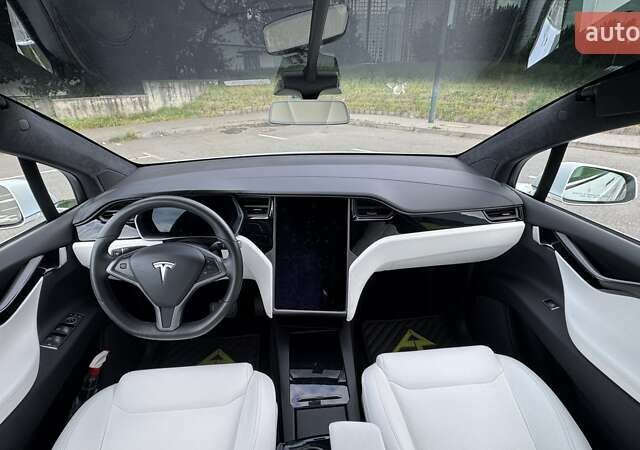 Белый Тесла Модель Х, объемом двигателя 0 л и пробегом 20 тыс. км за 37500 $, фото 32 на Automoto.ua