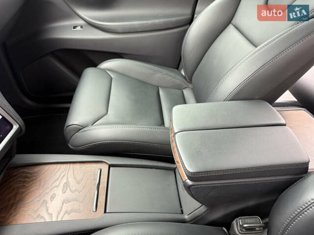 Белый Тесла Модель Х, объемом двигателя 0 л и пробегом 93 тыс. км за 33500 $, фото 24 на Automoto.ua