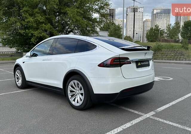 Белый Тесла Модель Х, объемом двигателя 0 л и пробегом 20 тыс. км за 37500 $, фото 5 на Automoto.ua