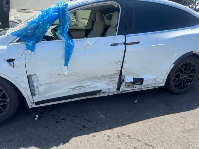 Тесла Модель Х 2019 у Києві на Automoto.ua Білий Тесла Модель Х, об'ємом двигуна 0 л та пробігом 148 тис. км за 21500 $, фото 7 на Automoto.ua