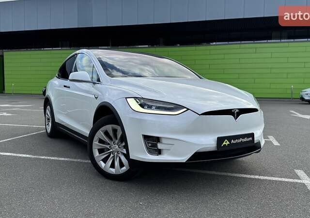 Белый Тесла Модель Х, объемом двигателя 0 л и пробегом 20 тыс. км за 37500 $, фото 11 на Automoto.ua