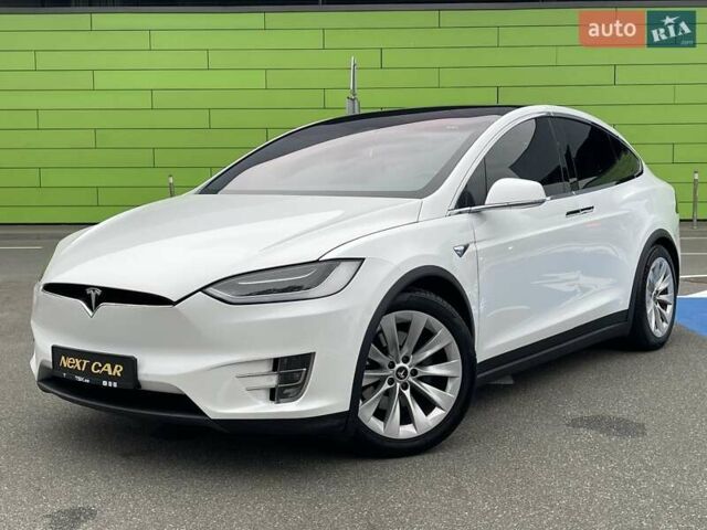 Тесла Модель Х 2019 у Києві на Automoto.ua Білий Тесла Модель Х, об'ємом двигуна 0 л та пробігом 123 тис. км за 33900 $, фото 6 на Automoto.ua