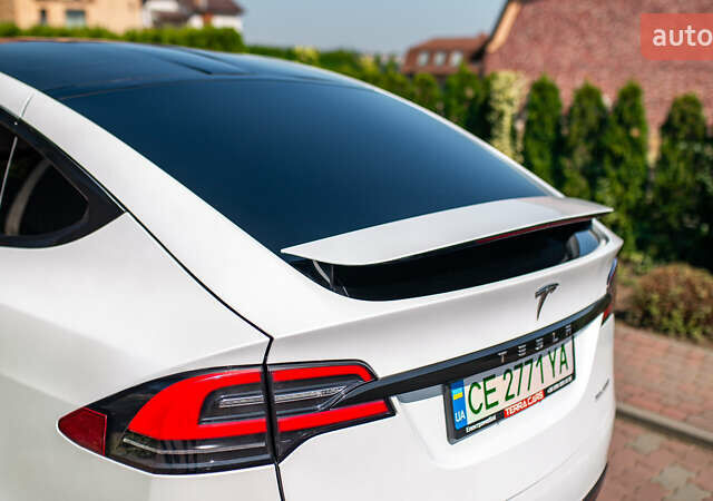 Белый Тесла Модель Х, объемом двигателя 0 л и пробегом 46 тыс. км за 39500 $, фото 26 на Automoto.ua