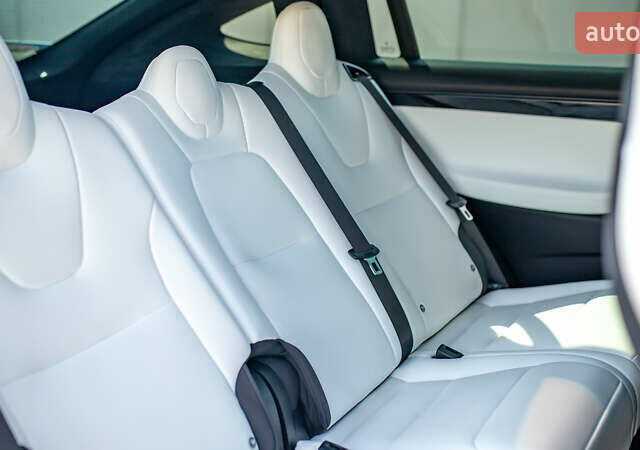 Белый Тесла Модель Х, объемом двигателя 0 л и пробегом 46 тыс. км за 39500 $, фото 68 на Automoto.ua