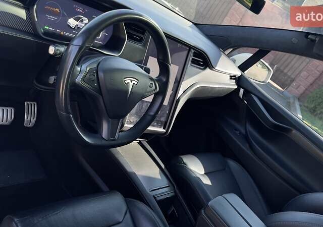 Белый Тесла Модель Х, объемом двигателя 0 л и пробегом 111 тыс. км за 55000 $, фото 10 на Automoto.ua