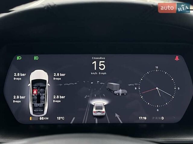 Тесла Модель Х 2019 у Києві на Automoto.ua Білий Тесла Модель Х, об'ємом двигуна 0 л та пробігом 123 тис. км за 33900 $, фото 55 на Automoto.ua