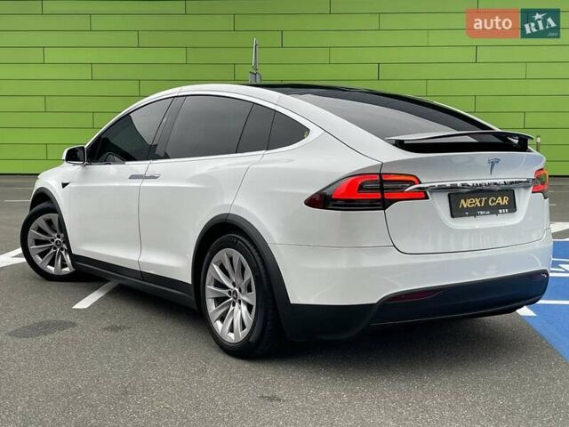Тесла Модель Х 2019 у Києві на Automoto.ua Білий Тесла Модель Х, об'ємом двигуна 0 л та пробігом 123 тис. км за 33900 $, фото 7 на Automoto.ua