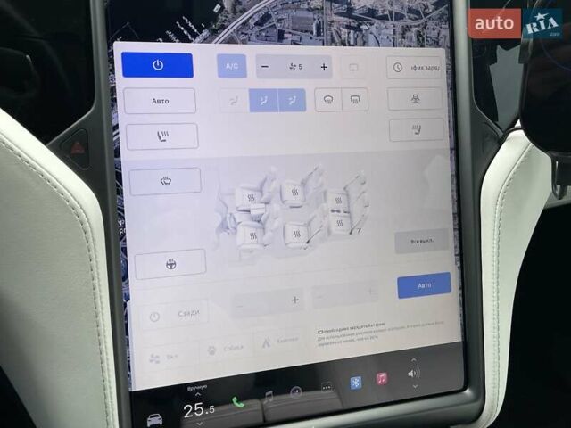 Тесла Модель Х 2019 у Києві на Automoto.ua Білий Тесла Модель Х, об'ємом двигуна 0 л та пробігом 123 тис. км за 33900 $, фото 49 на Automoto.ua