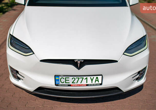 Белый Тесла Модель Х, объемом двигателя 0 л и пробегом 46 тыс. км за 39500 $, фото 18 на Automoto.ua