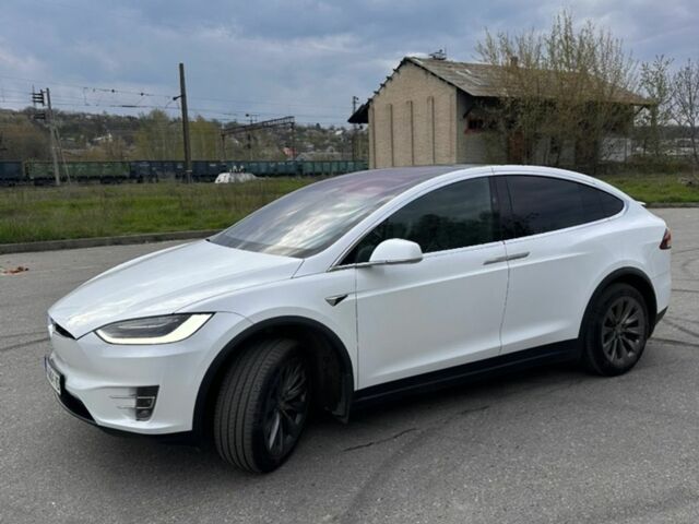 Білий Тесла Модель Х, об'ємом двигуна 0 л та пробігом 82 тис. км за 40300 $, фото 20 на Automoto.ua