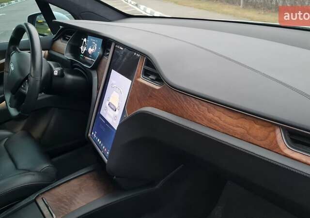 Білий Тесла Модель Х, об'ємом двигуна 0 л та пробігом 89 тис. км за 39000 $, фото 18 на Automoto.ua