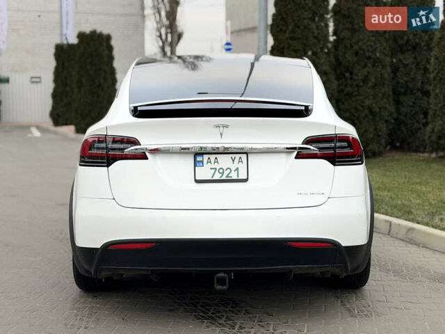 Белый Тесла Модель Х, объемом двигателя 0 л и пробегом 74 тыс. км за 33500 $, фото 13 на Automoto.ua