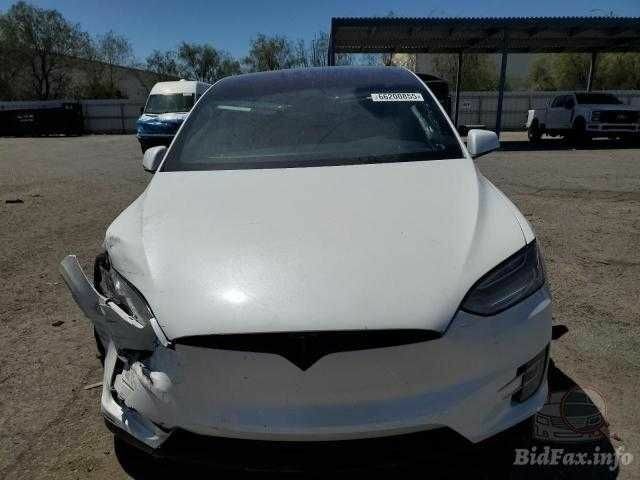 Тесла Модель Х 2020 у Києві на Automoto.ua Білий Тесла Модель Х, об'ємом двигуна 0 л та пробігом 80 тис. км за 24000 $, фото 1 на Automoto.ua