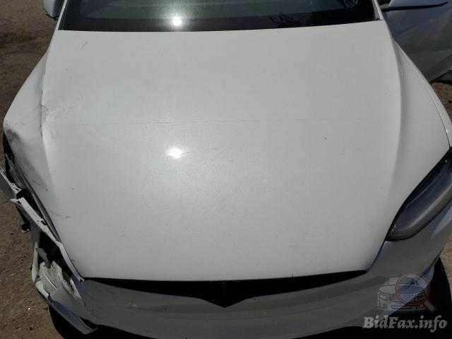 Тесла Модель Х 2020 у Києві на Automoto.ua Білий Тесла Модель Х, об'ємом двигуна 0 л та пробігом 80 тис. км за 24000 $, фото 3 на Automoto.ua