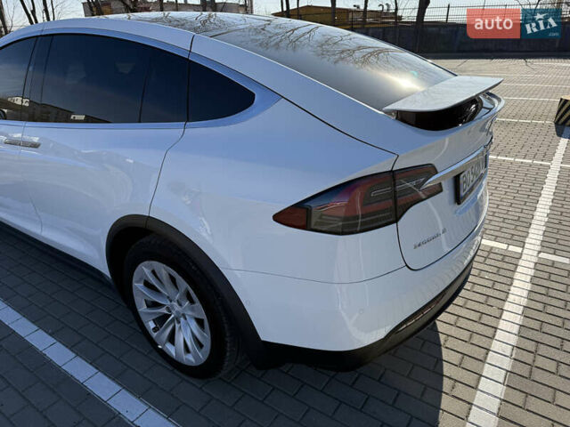 Белый Тесла Модель Х, объемом двигателя 0 л и пробегом 86 тыс. км за 29000 $, фото 30 на Automoto.ua