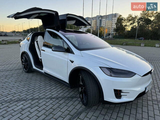 Белый Тесла Модель Х, объемом двигателя 0 л и пробегом 108 тыс. км за 48900 $, фото 26 на Automoto.ua