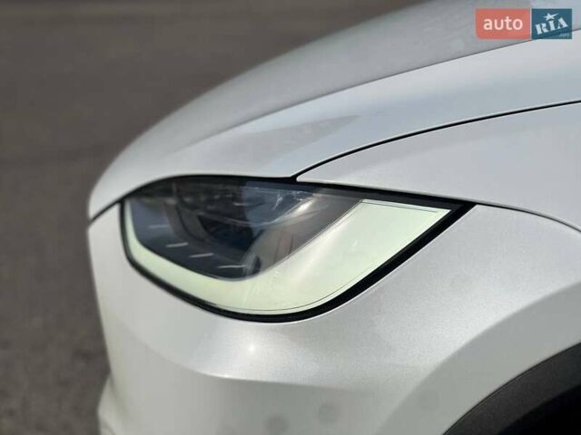 Белый Тесла Модель Х, объемом двигателя 0 л и пробегом 113 тыс. км за 33900 $, фото 16 на Automoto.ua