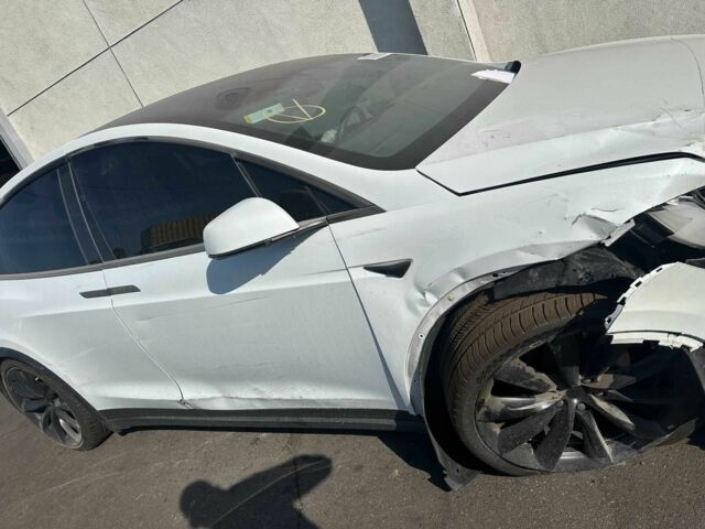 Тесла Модель Х 2020 у Києві на Automoto.ua Білий Тесла Модель Х, об'ємом двигуна 0 л та пробігом 80 тис. км за 24000 $, фото 4 на Automoto.ua