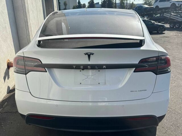 Тесла Модель Х 2020 у Києві на Automoto.ua Білий Тесла Модель Х, об'ємом двигуна 0 л та пробігом 80 тис. км за 24000 $, фото 11 на Automoto.ua