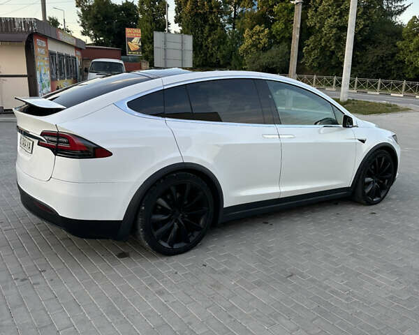 Білий Тесла Модель Х, об'ємом двигуна 0 л та пробігом 111 тис. км за 44900 $, фото 18 на Automoto.ua