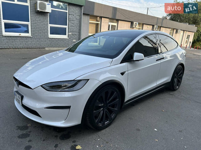 Білий Тесла Модель Х, об'ємом двигуна 0 л та пробігом 48 тис. км за 44000 $, фото 2 на Automoto.ua