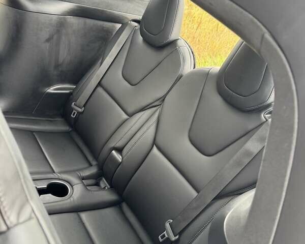 Білий Тесла Модель Х, об'ємом двигуна 0 л та пробігом 82 тис. км за 35000 $, фото 33 на Automoto.ua